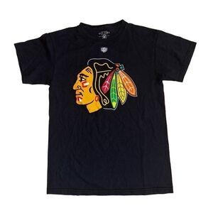 Old Time Hockey Chicago Blackhawks Hockey Graphic Tee - Size Small